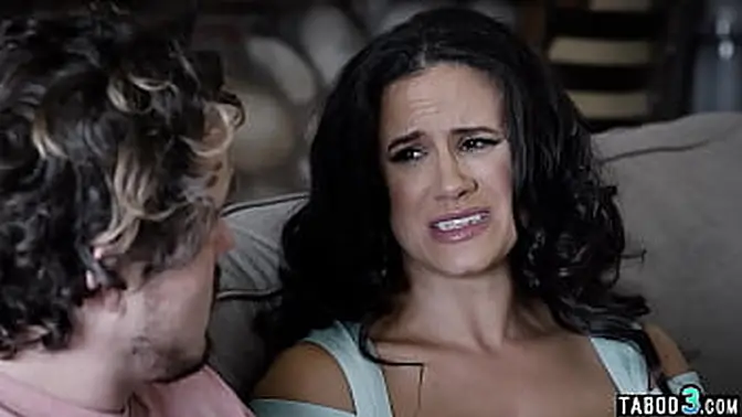 Hubby′s hubby hooks up his hot horny🥵 housewife for nasty nasty nails