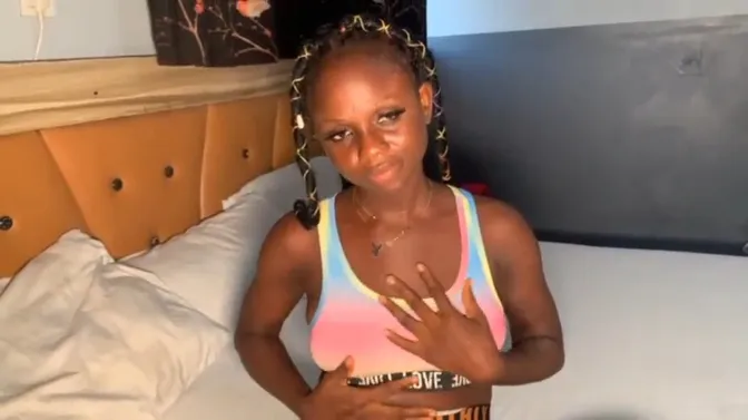 KING AFROBANG - SEXY ANGELA FINGERS & FEELING HERSELF ON CAMERA