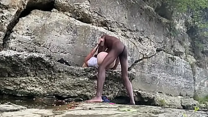 Interracial couple gets naughty on a hike