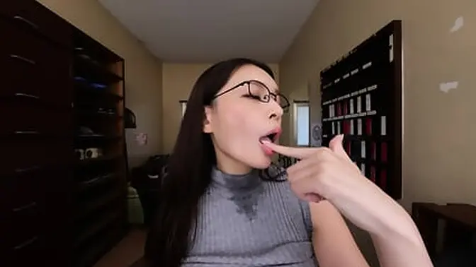 Steamy VR Experience with Sexy AI Companion