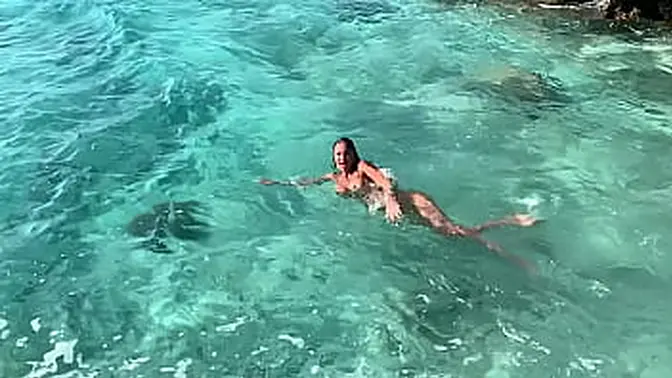 Nudist Voyeur Vixen Expose Herself to Public Lechery on Coastal Highway (#FREEDOM)