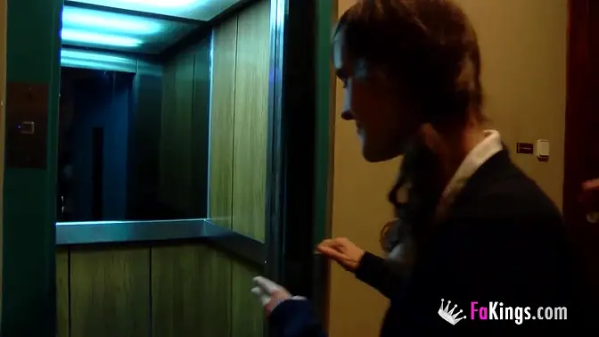 Shy 18yo colegiala fakes it with 50yo neighbor