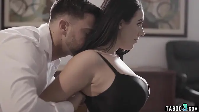 Busty babe double penetrated as a part of a therapy