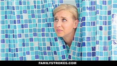 Stepmom Licks Stepson's Large Dick🌭