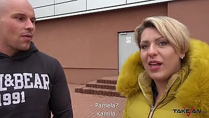 Blondie's pussy gets opened up by a hunk in the backseat of a van