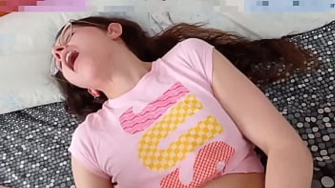Brunette teen's giant butt🍑 gets pounded, creampie, and messy cum shot