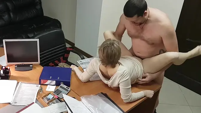 Secretary gets hard and fast office sex on the table