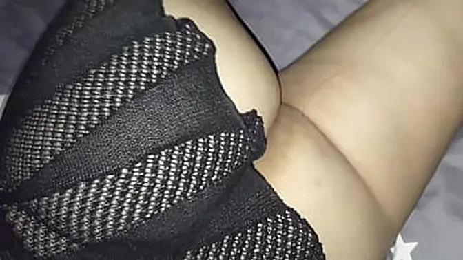 SPYING ON MY BIG ASS STEPMOTHER WHILE SHE SLEEP