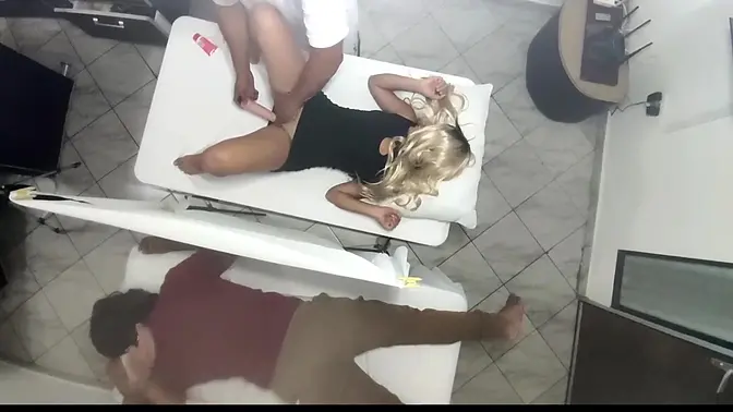 Couples Massage was Recorded When the Beautiful Wife is Fucked by the Masseuse next to her Cuckold Husband NTR JAV