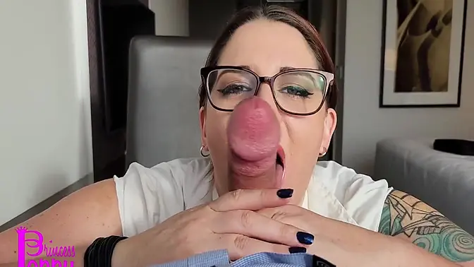 Office secretary deepthroats boss's cock