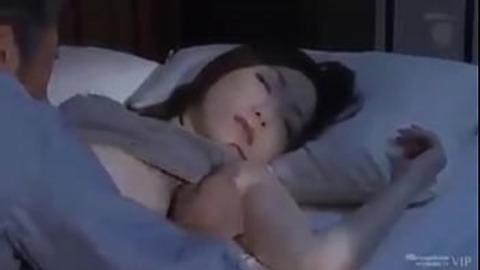 Scorching hot Japanese housewife spreads legs wide for raw missionary fuck fest