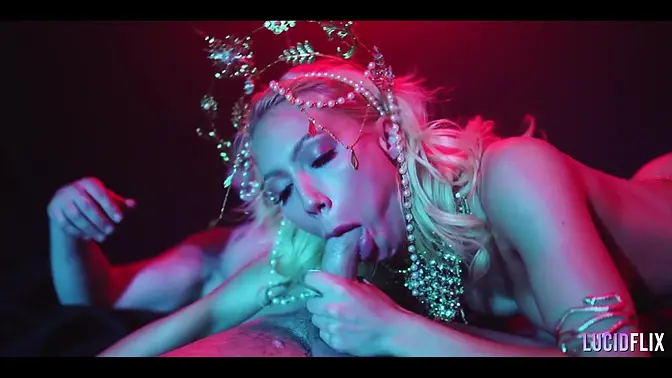 Ivy Wolfe receives pounded in the void