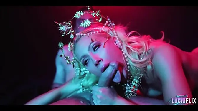 Ivy Wolfe receives pounded in the void