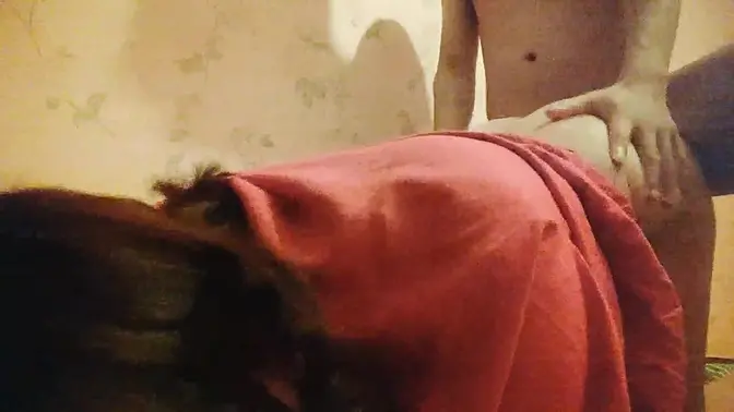 Asian masseuse seduces client with sloppy blowjob