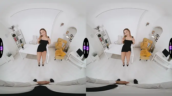 Sexy babe offers all her skills for your pleasure