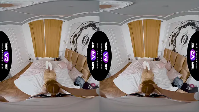 Guilty dude apologizes to a hottie