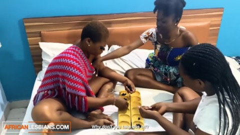 Three Afro babes devouring breasts and tonguing pussy🌮️ buttons