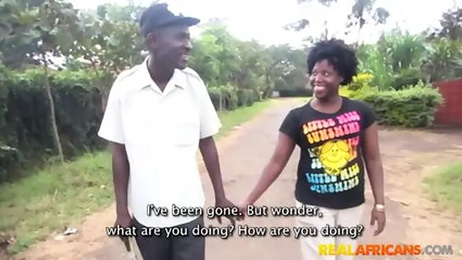 Chubby African Girl Sucks Boyfriend S Cock In Shower