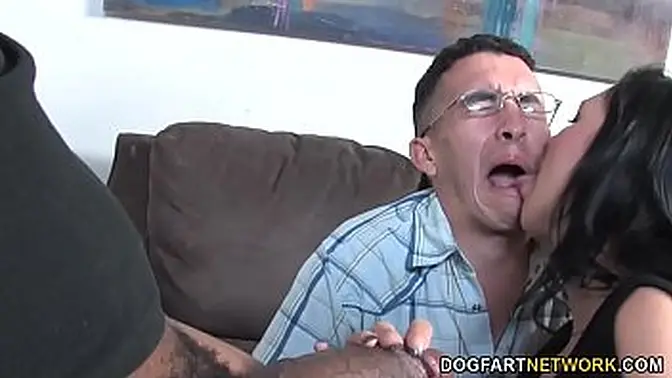 Megan Foxx takes a huge black cock in cuckolding session