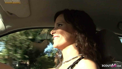 Dirty Cougar Syren DeMer Teaches Naughty😈 Stranger BBC Fisting Technique to Cheating Pervert