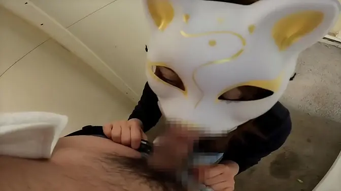 Pervert Japanese MILF gives hubby a handjob in the garage