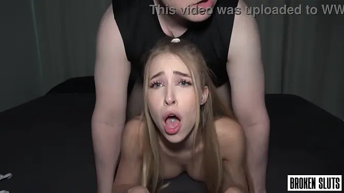 White girl gets fucked hard and fast in bedroom