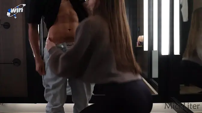 White girl with perfect ass gives blowjob in fitting room