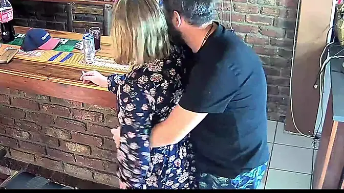 Hot amateur babe gets caught fucking on spycam