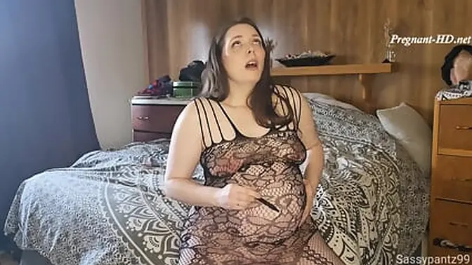 Pregnant teacher's wet pussy gets pounded during labor