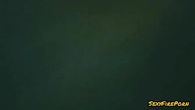 Busty amateur babe shows off her big tits