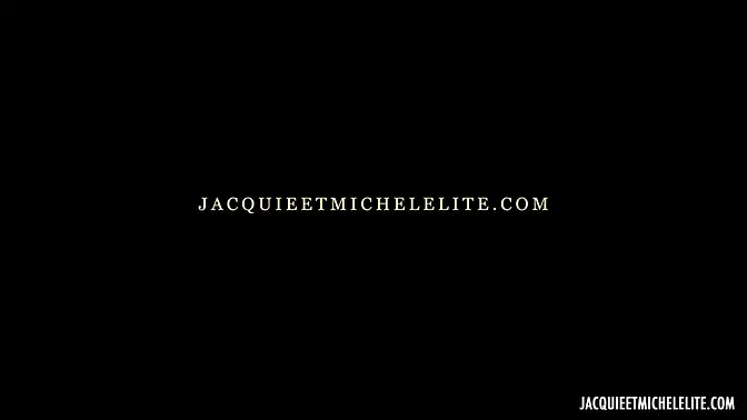 Mistress Vittoria Divine commands her submissive