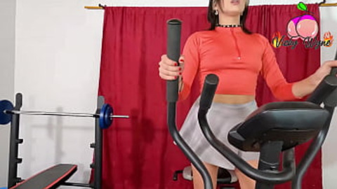 I smash sweaty bodies on the fitness rack
