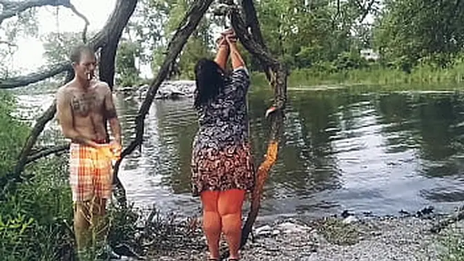 Mature MILF gets pussyfucked and anally bonded in homemade bondage session