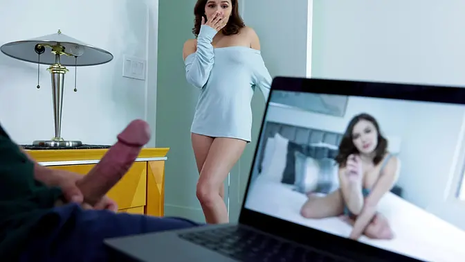 Petite teen gives surprise blowjob to her hardsex-loving roommate