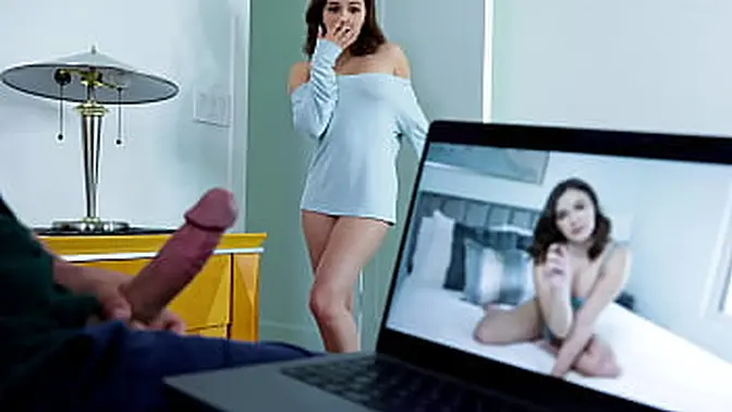 Petite teen gives surprise blowjob to her hardsex-loving roommate