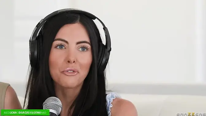 Good Vibes Only: Delilah & Theodora's Naughty Day