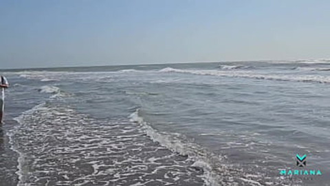  Colombian beach bummer: Brunette cutie splashes in cum-filled tsunami on sun-kissed shores