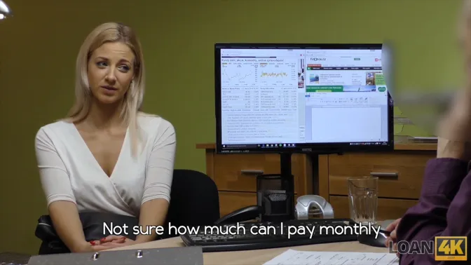 It\'s Not A Casting But Blonde Undresses And Fucks In Office