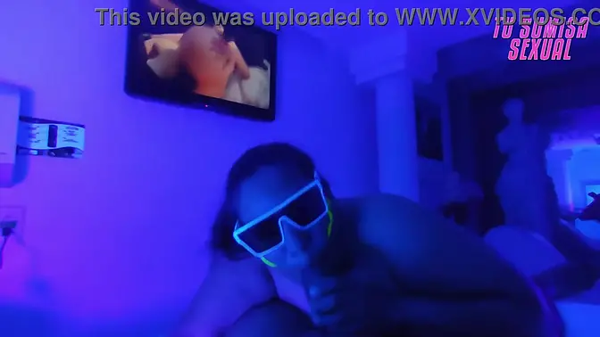 Stepdaughter gives wet deepthroat blowjob