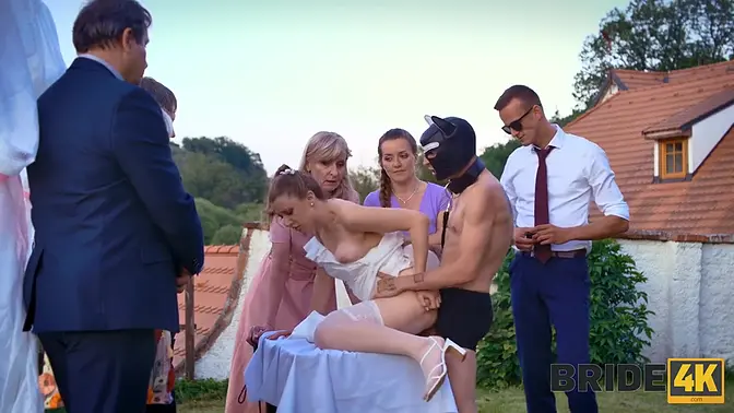 Bride4K-Releasing Wedding Hound