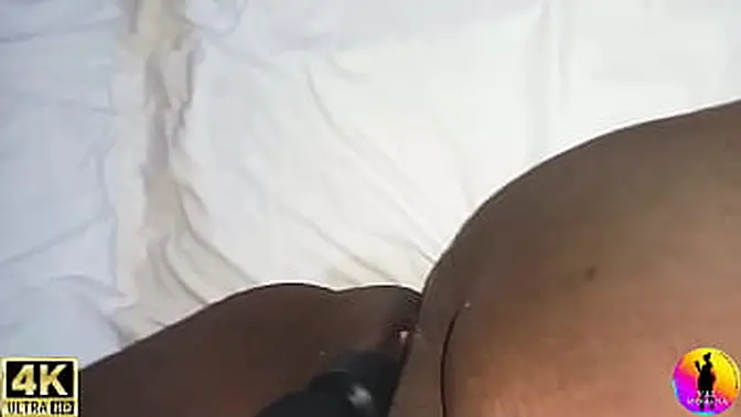 Busty Latina milf shakes her big booty in lingerie