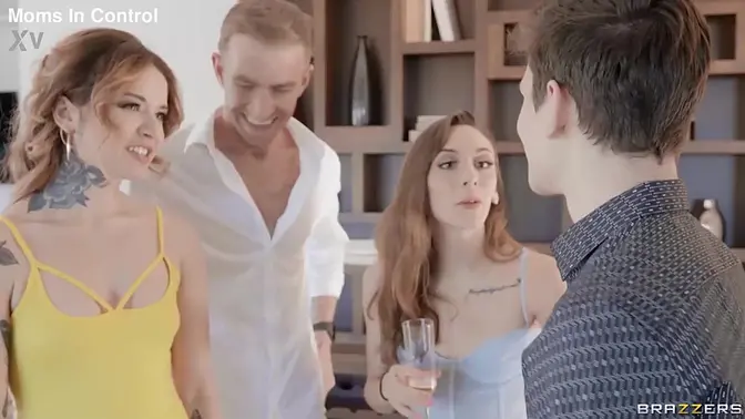 Tattooed Latina sucks and squirts on Brazzers