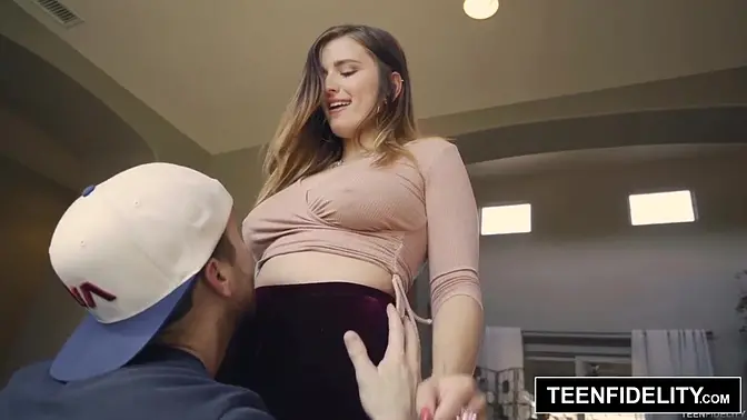 TEENFIDELITY First Timer Gets Creampied