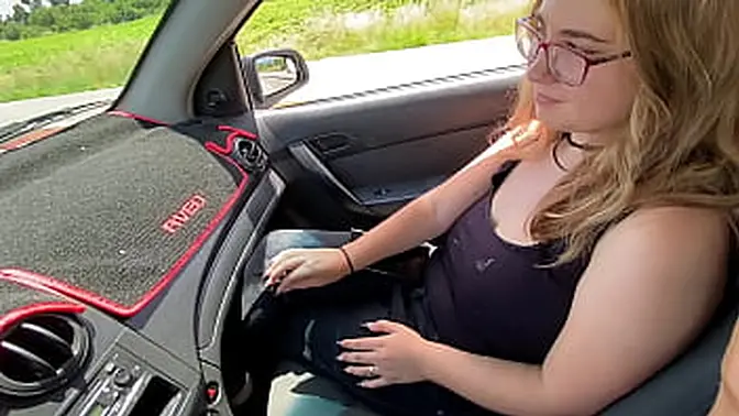 Busty Latina prostitute screams in pure ecstasy