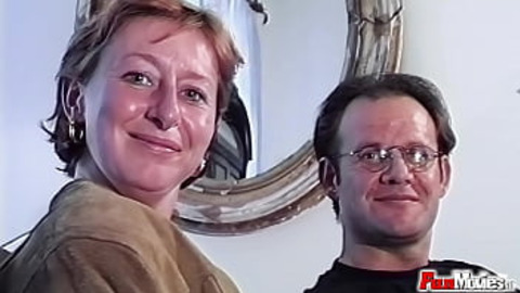 Horny🥵 shorthaired MILF in nylons gets fucked and facialized —  retro style