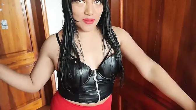 Alluring Stepsister Gets Big Dicked by Bro Before Parents Catch Them