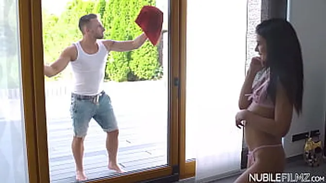 Petite slutty brunette takes on big rod in wild sex session