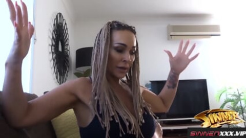 milf′s surprise cum-shot for Aubrey Black