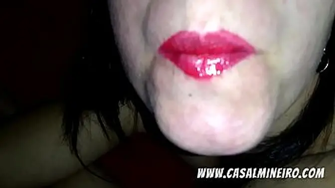 Wife's big booty gets stuffed in doggystyle anal