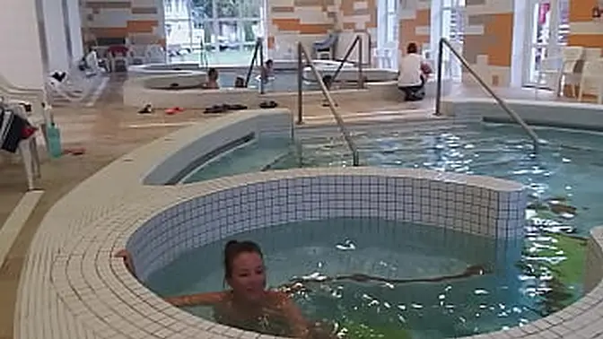 Risky Flashing in Public sauna and SPA Centre